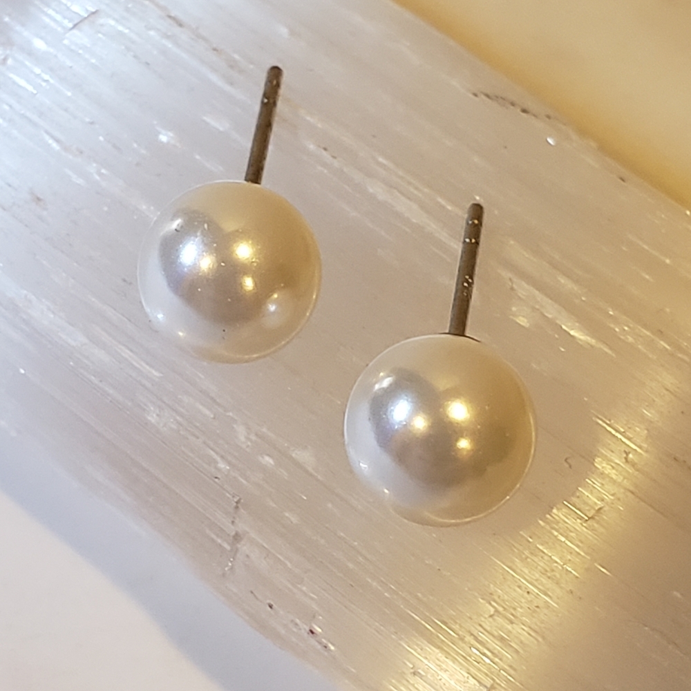New Real Pearl 8 mm Stud Earrings, 925 Silver, White Natural Freshwater